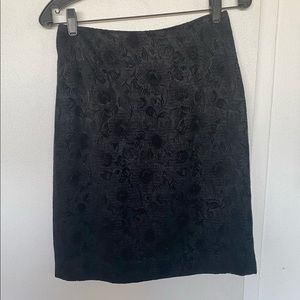 Victoria Pappas | Black & Silver Skirt size 2/4